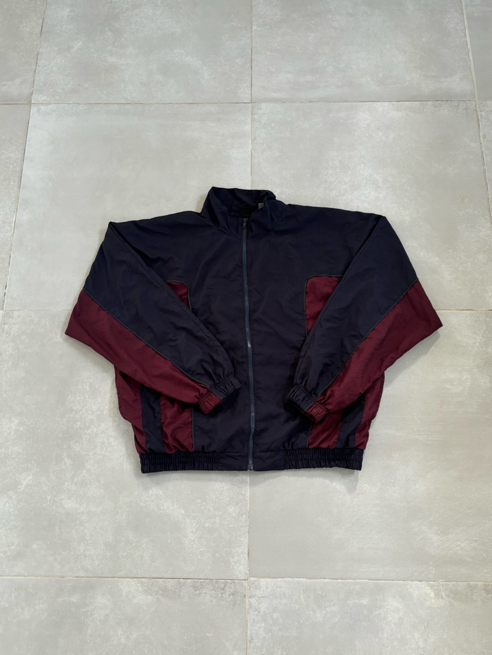Winner Vintage Men's Two-Tone Navy and Burgundy Track Jacket